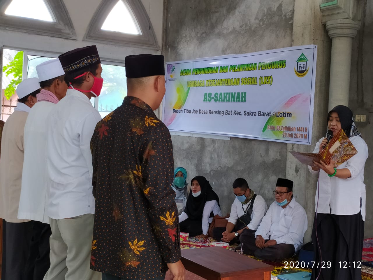 Dinas Sosial Berkunjung Dalam Pengukuhan LKSA AS-SAKINAH Dusun Tibu Jae Desa Rensing Bat Kec. Sakra Barat