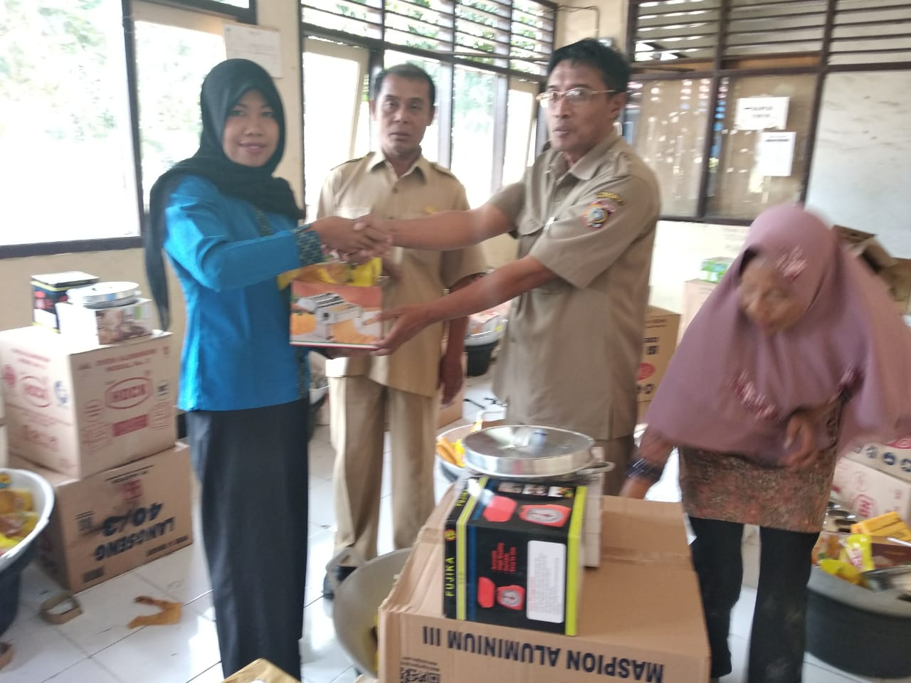 Kegiatan Memberikan Bantuan Modal Kerja dari Balai Sosial Bina Karya Madani Propinsi Nusa Tenggara  Barat  2019