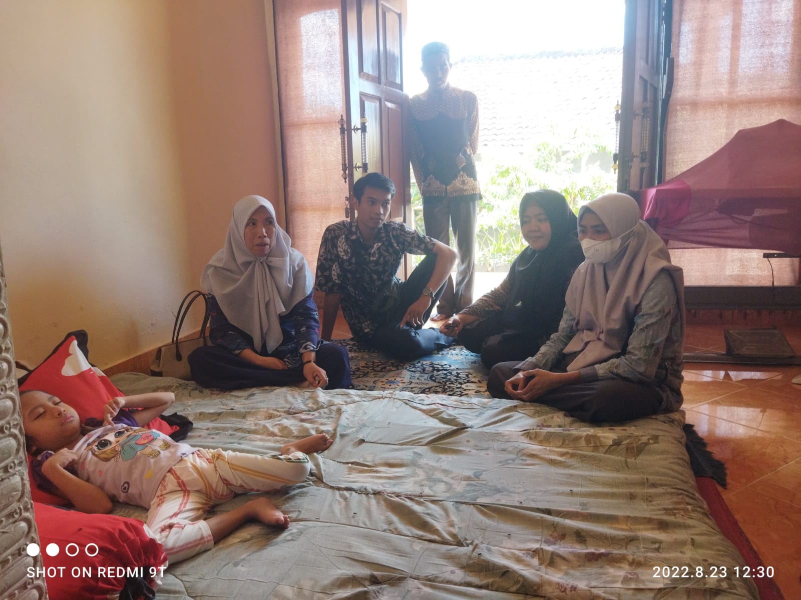 Kegiatan Kasi Rehsos beserta Staf melakukan Assessment dan Home Visit Klien Penyandang Disabilitas di Desa Suralaga