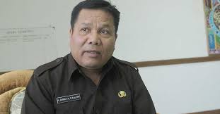 Kepala Dinas Sosial ( H. AHMAT, S. Kep. MM ) Lombok Timur Tuding Koordinasi Antara BPNT dan PKH Tidak Terlaksana